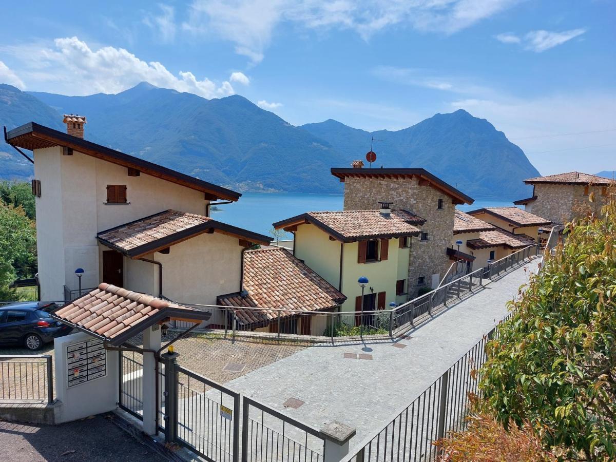 Iseo Lake Villa Con Vista Lago E Piscina Costa Volpino Zewnętrze zdjęcie