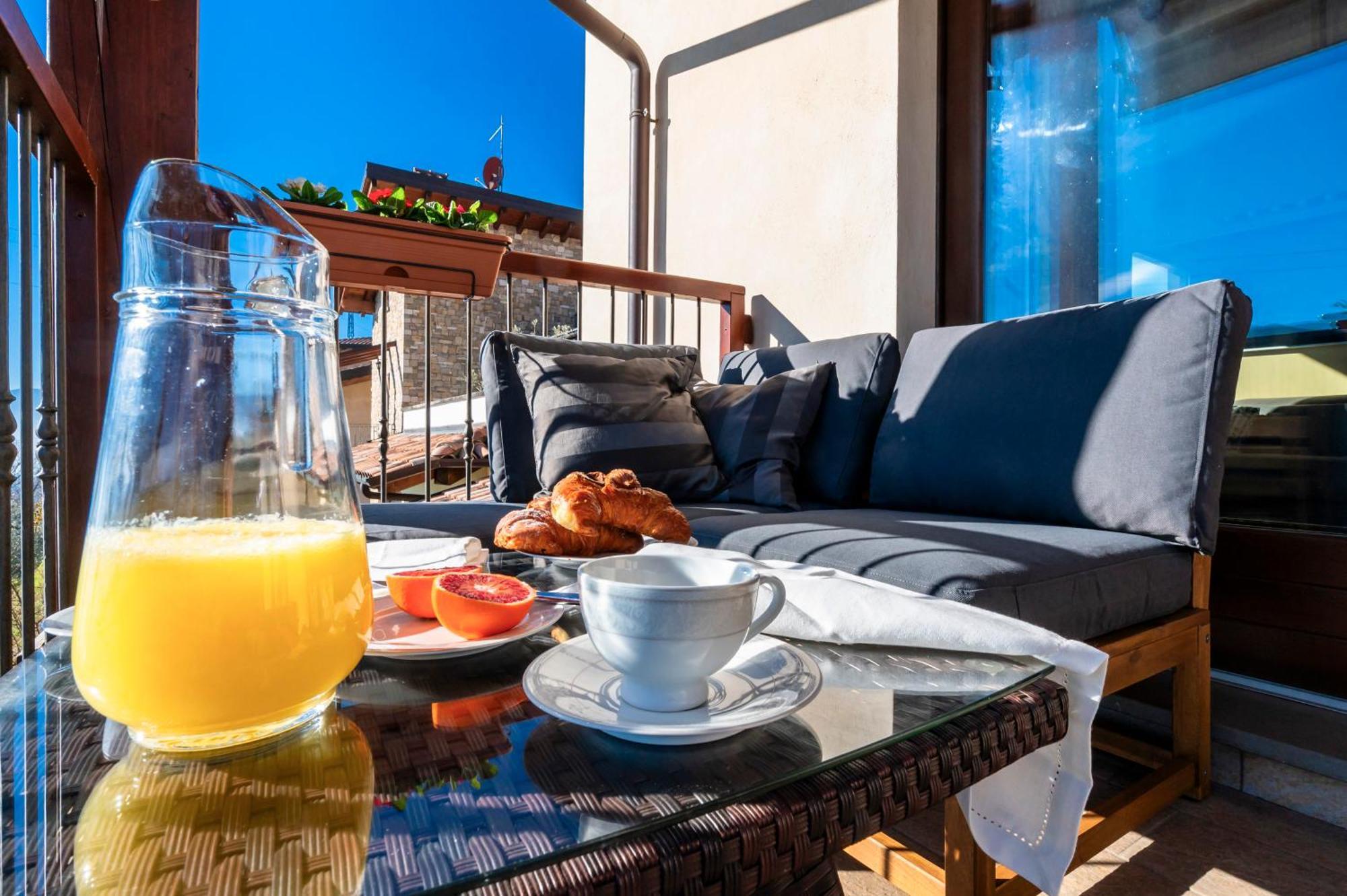 Iseo Lake Villa Con Vista Lago E Piscina Costa Volpino Zewnętrze zdjęcie