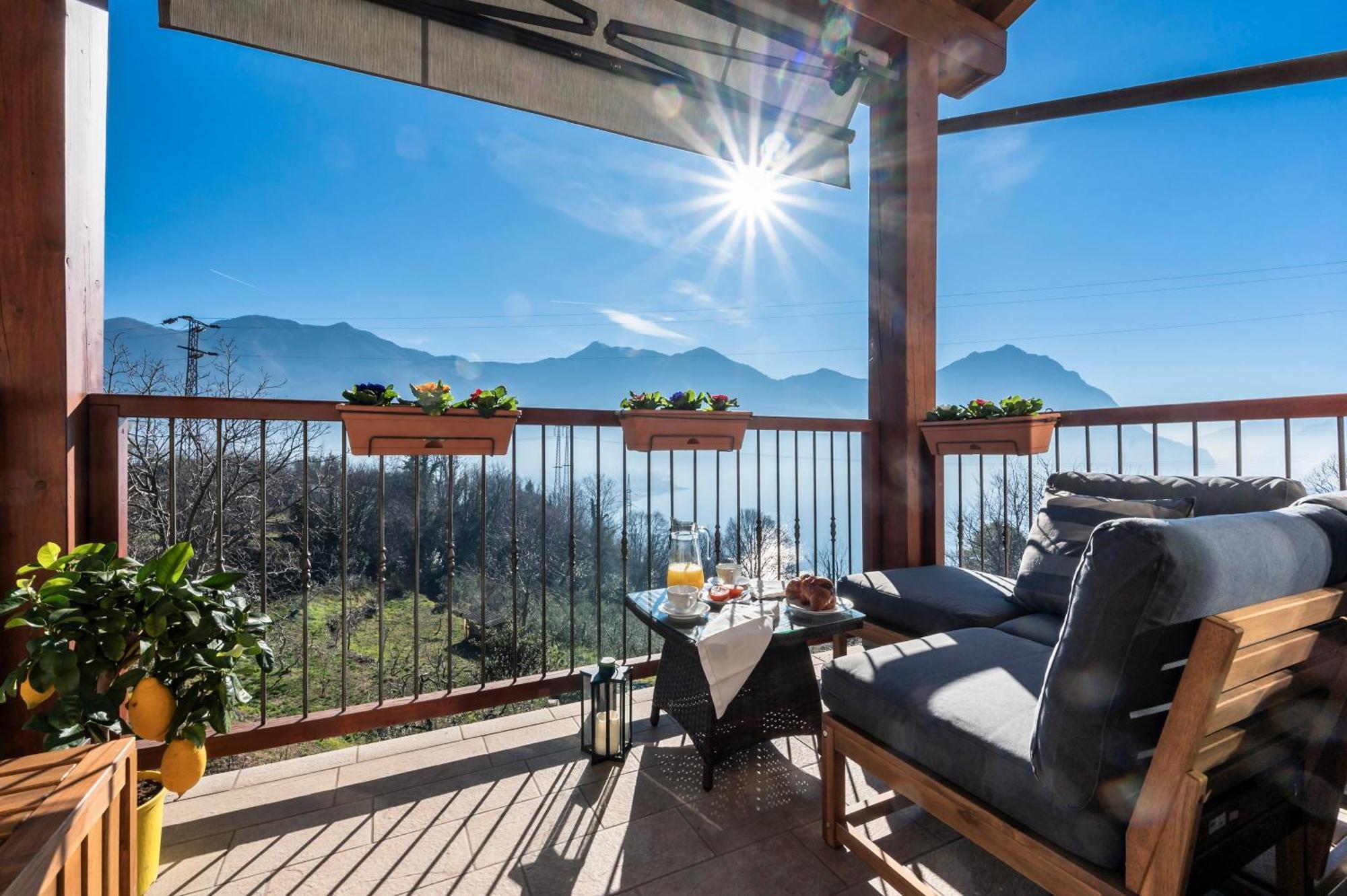 Iseo Lake Villa Con Vista Lago E Piscina Costa Volpino Zewnętrze zdjęcie